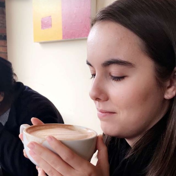 Meet your Posher, Michaela - Picture 7 of 8